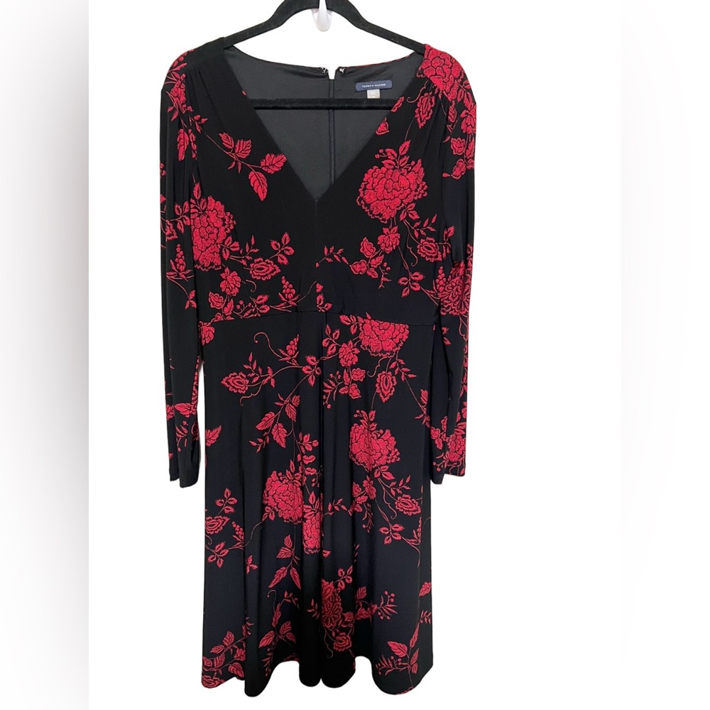 TOMMY HILFIGER 14 Red Black Floral Knit Jersey Dress V Neck Long Sleeve